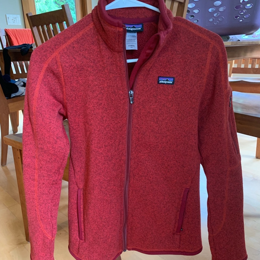 Patagonia woman’s new style fleece jacket